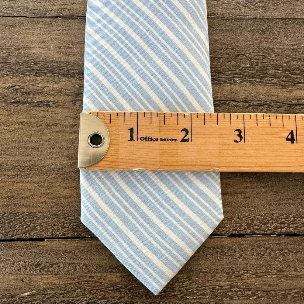 Vineyard Vines Boys 100% Silk Blue‎ Stripe Necktie Tie Wedding Church Banquet